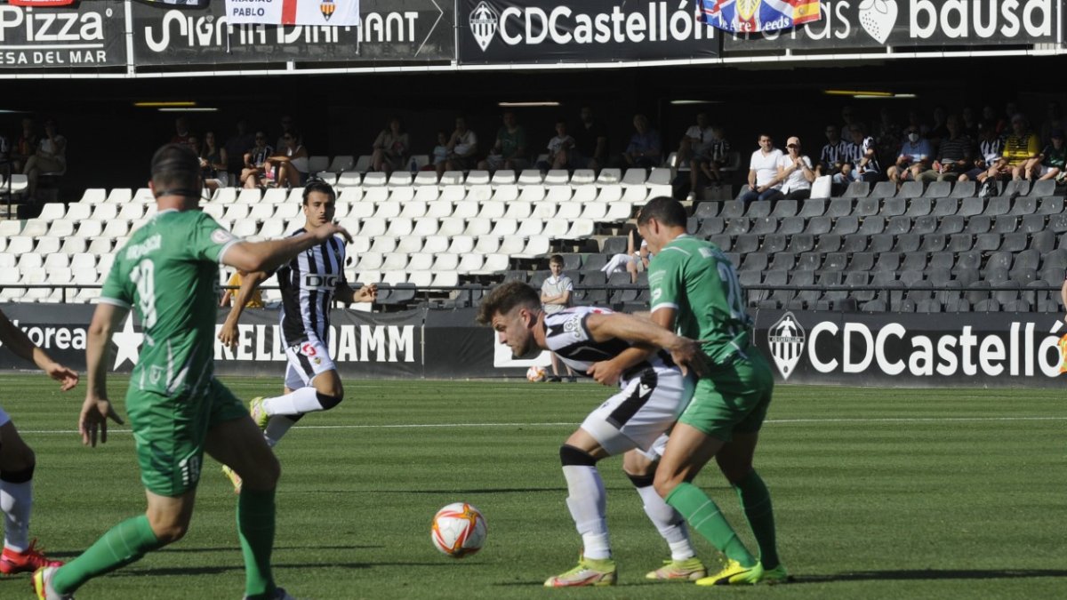 Mario Barco en un encuentro el curso pasado con el Castellón. Csaldia