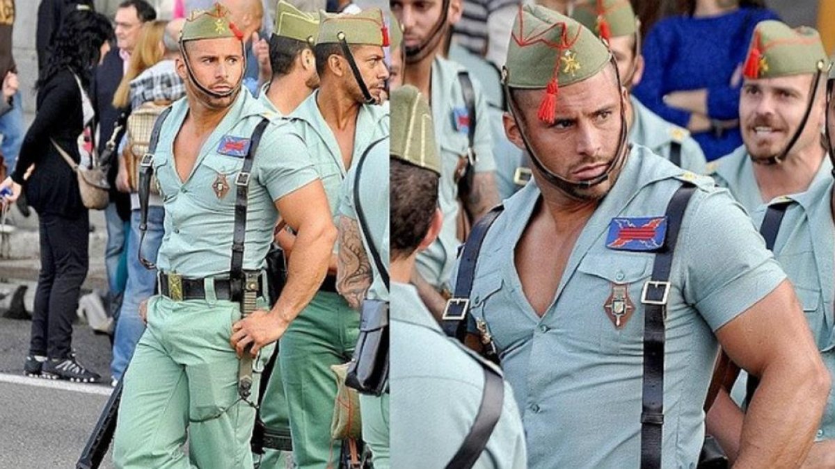Desfile de legionarios.-INSTAGRAM