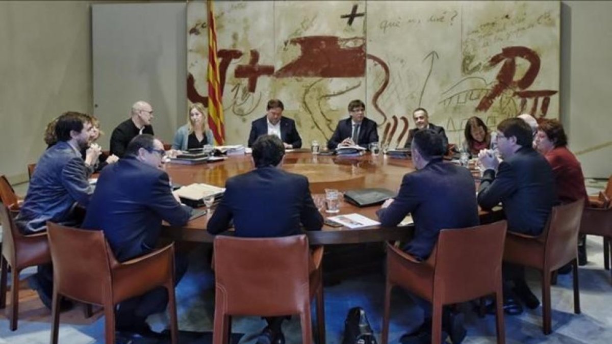 Reunión del Consell Executiu en el Palau de la Generalitat.-FERRAN SENDRA