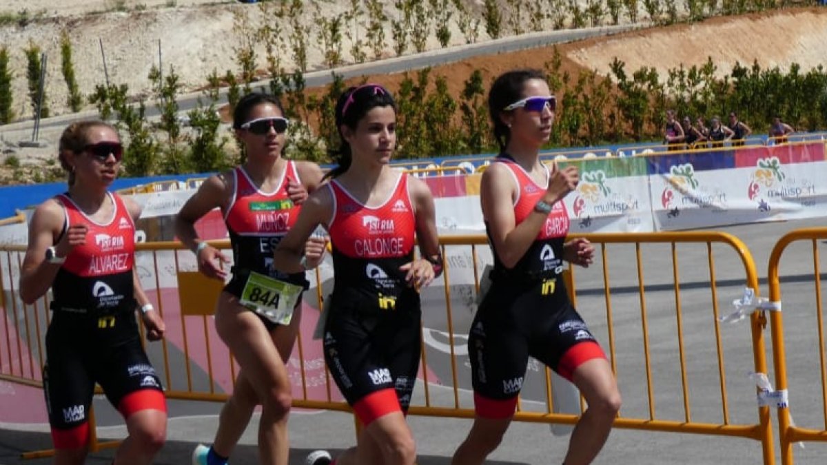 El equipo femenino del Triatlón Soriano aspira al ascenso a Primera División. HDS