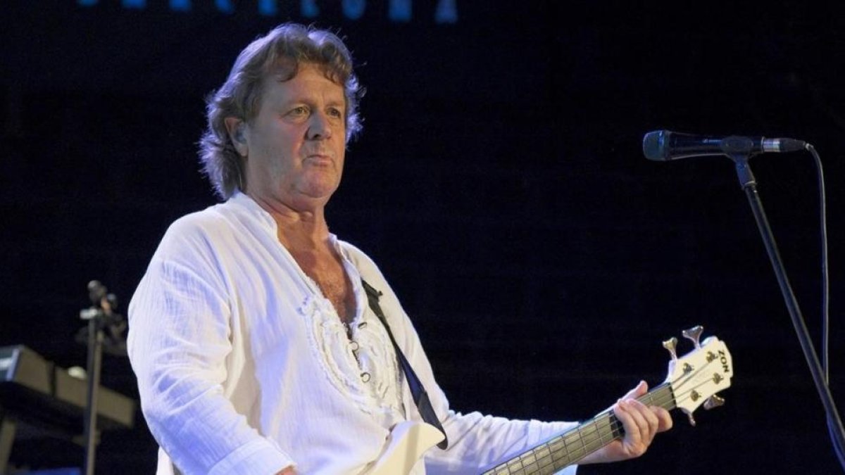John Wetton, en un concierto de Asia en la sala Bikini, en el 2011.-FERRAN SENDRA