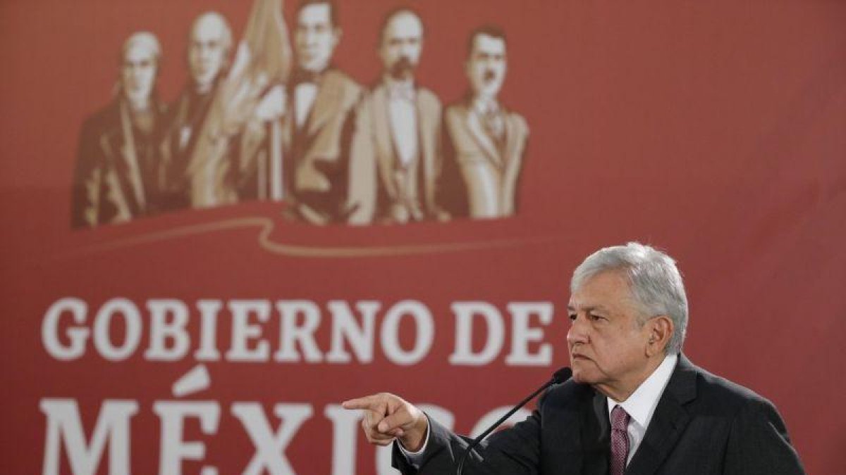 El presidente de Mexico Andres Manuel Lopez Obrador ofrece una rueda de prensa en el Palacio Nacional en Ciudad de Mexico.-Jose Mendez / EFE