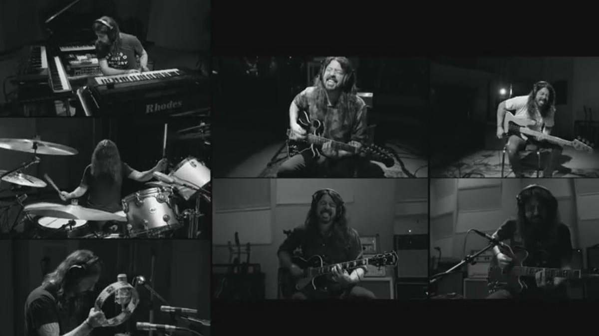 Dave Grohl, multiplicado por siete en el estudio de grabación /-YOUTUBE