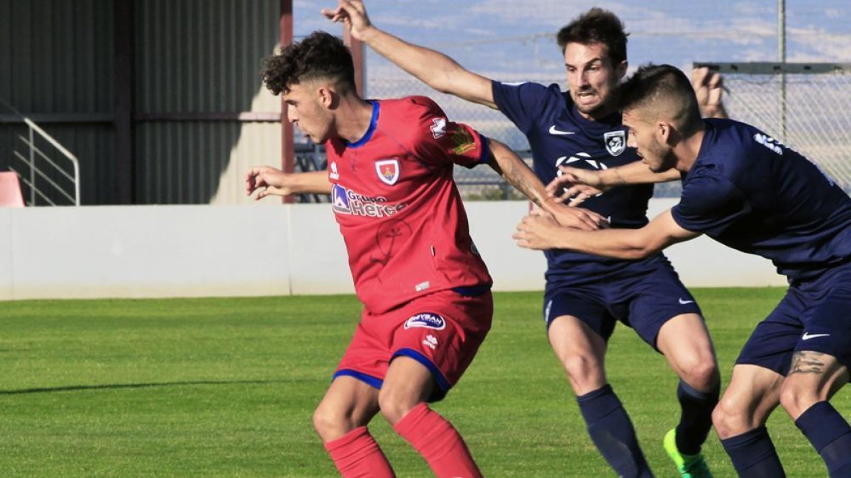 El Numancia B comenzó la temporada con un empate en casa ante el Burgos Promesas.-MARIO TEJEDOR