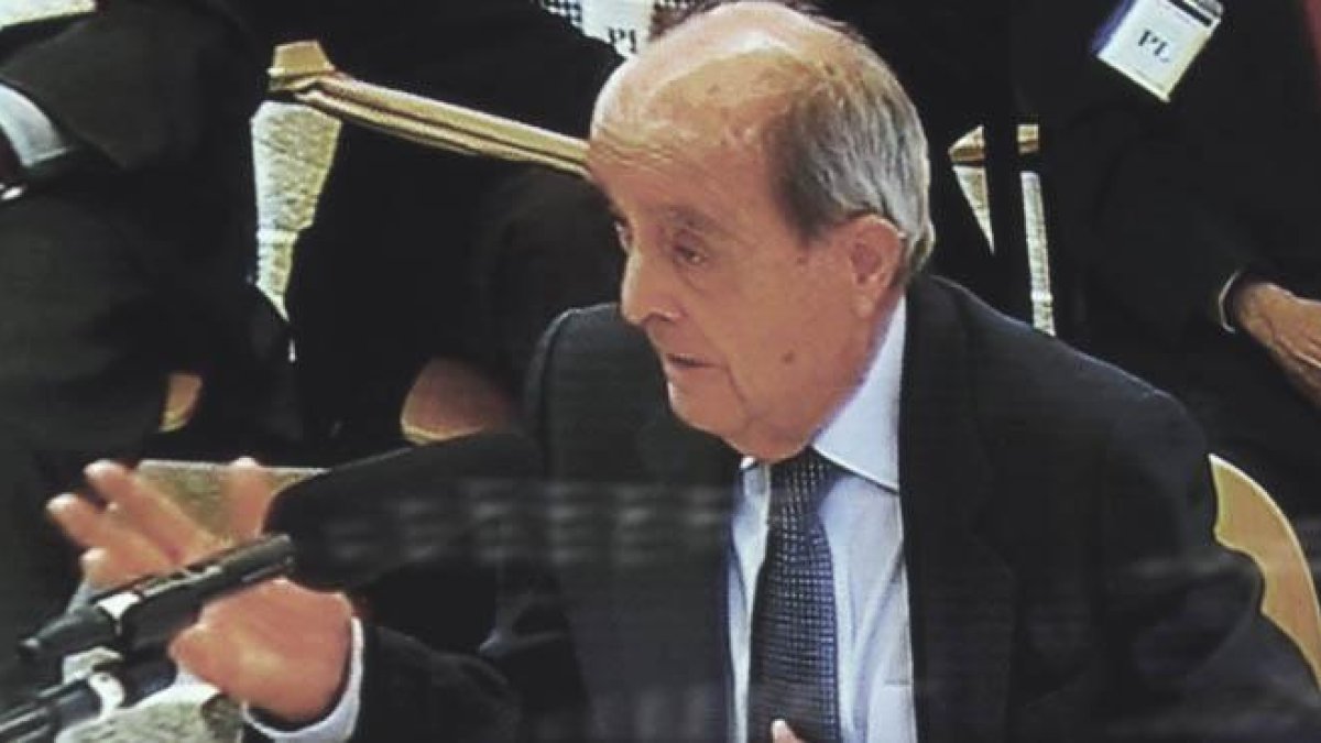 Manuel Carrillo admite pagos a Bartomeu Muñoz.-ATLAS