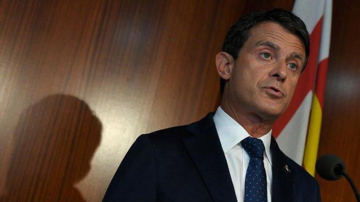 Manuel Valls, en rueda de prensa en el Ayuntamiento de Barcelona.-LLUIS GENÉ (AFP)