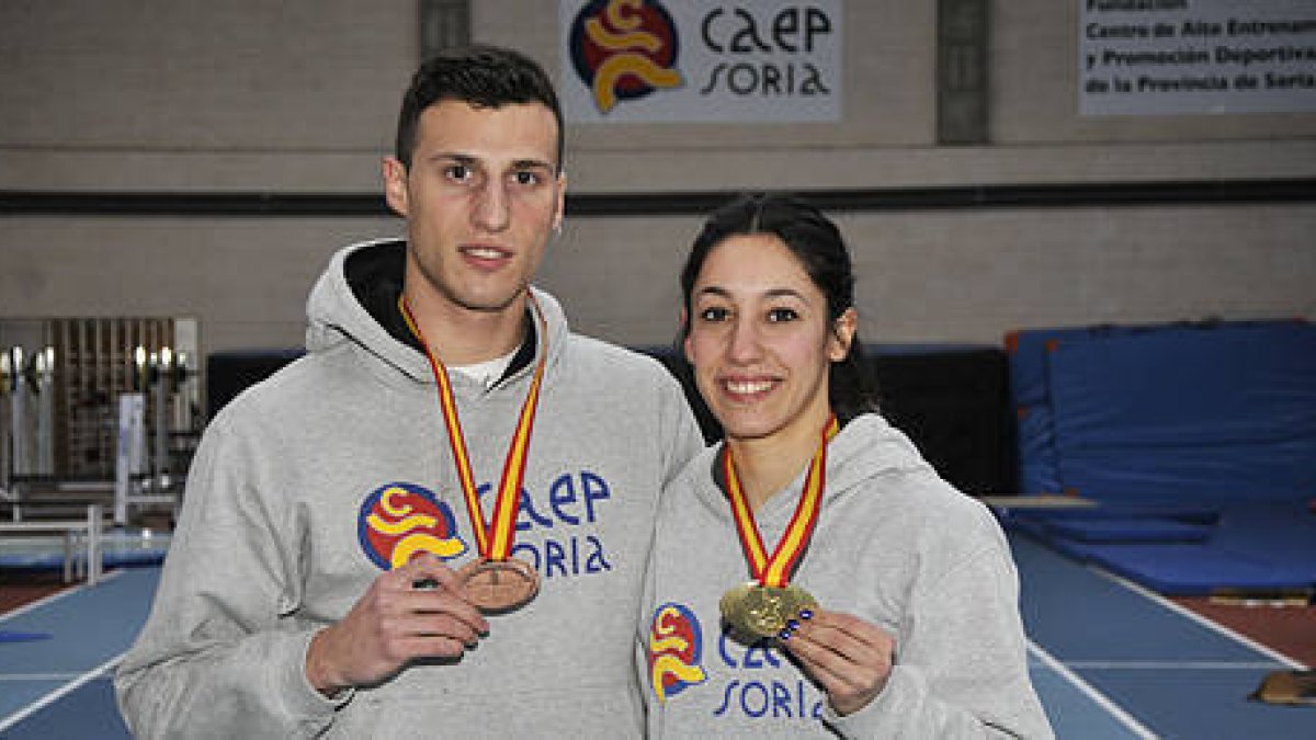 Mario Moure y Ana Romero, bronce en 60 metros y oro en combinadas en el pasado Nacional de Sabadell. / VALENTÍN GUISANDE-