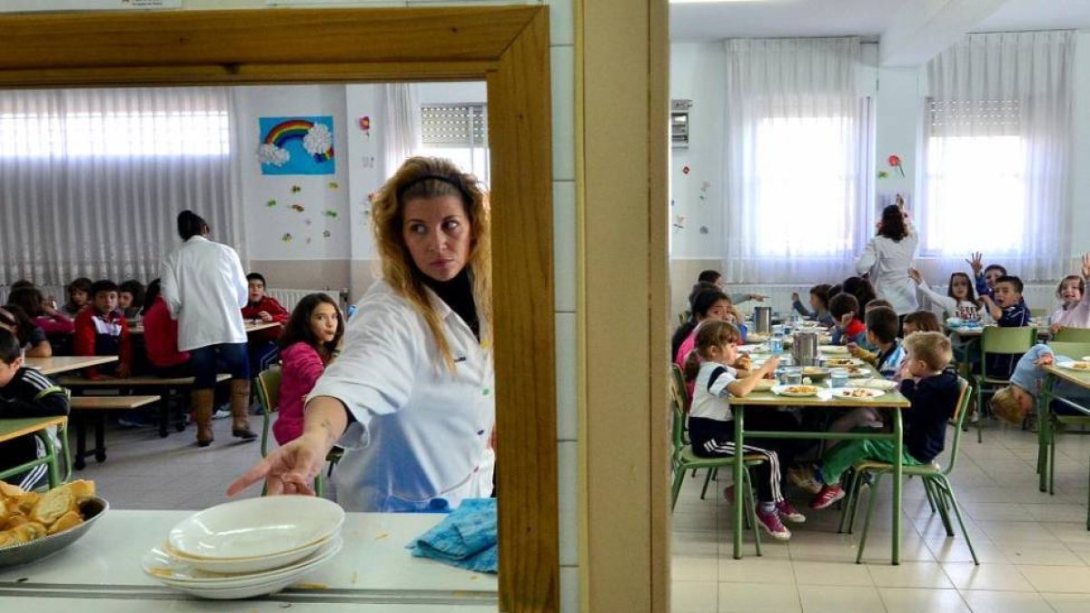 Comedor escolar del centro Los Doce Linajes de Soria.-ÁLVARO MARTÍNEZ