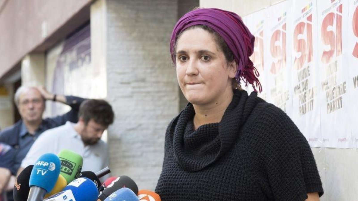 Núria Gibert, portavoz del secretariado nacional de la CUP.-EFE / MARTA PEREZ