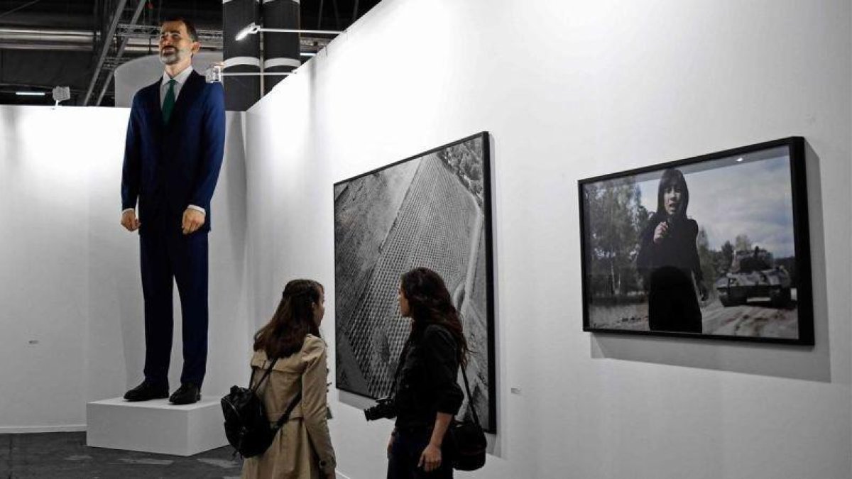 La obra Ninot, en Arco, este miércoles.-ÓSCAR DEL POZO / AFP