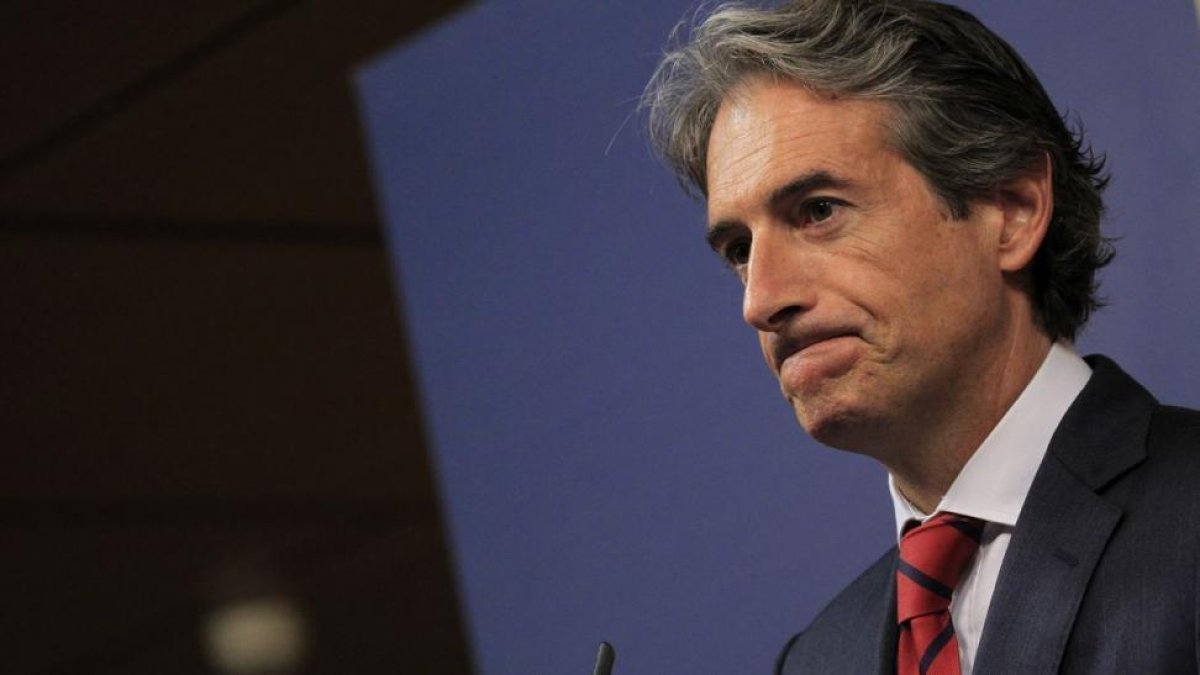 El ministro de Fomento, Íñigo de la Serna.-EL PERIÓDICO