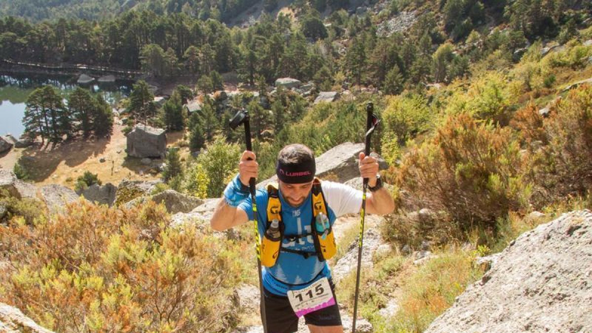 Un deportista durante una de las últimas ediciones del Desafío Urbión. HDS