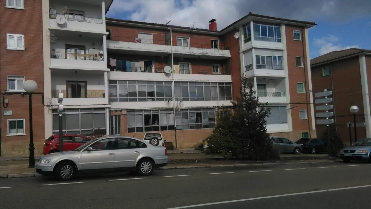 Imagen del barrio de San Pedro al filo del mediodía-M.T.