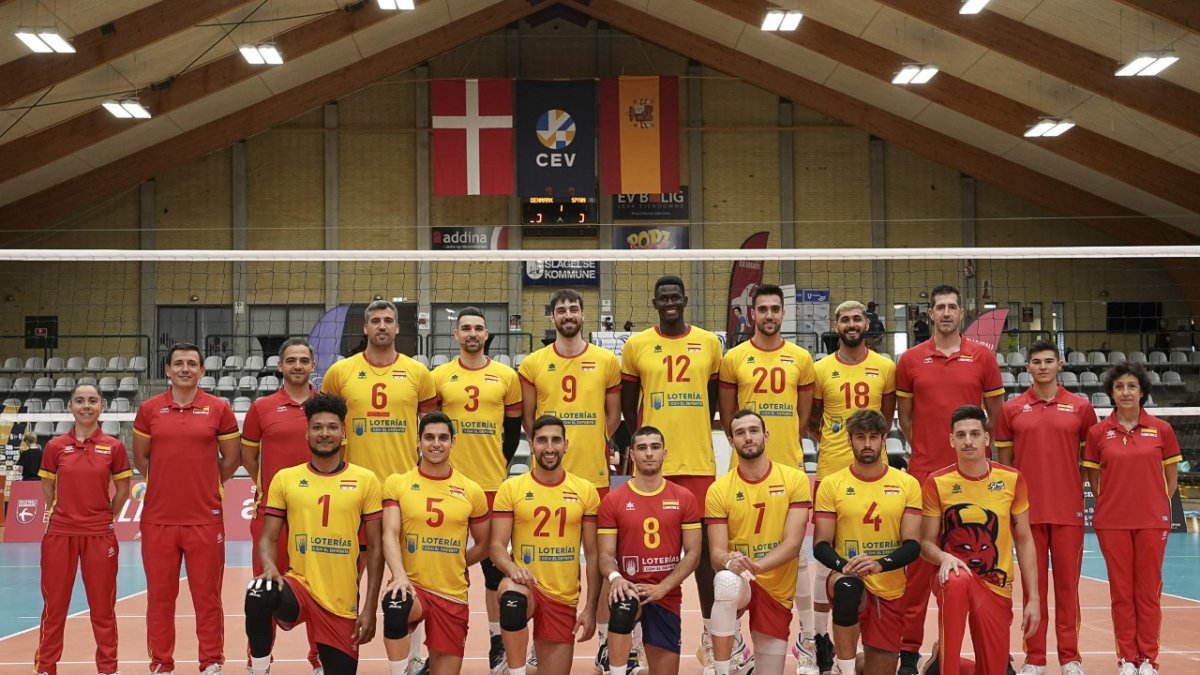 La selección española de voleibol se impuso a Dinamarca. RFEVB