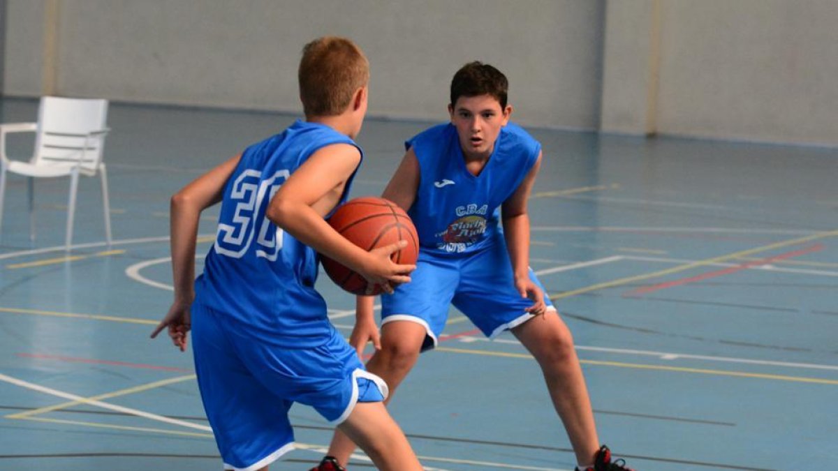 HDS-Oportunidad para los jóvenes jugadores de disfrutar del minibasket.