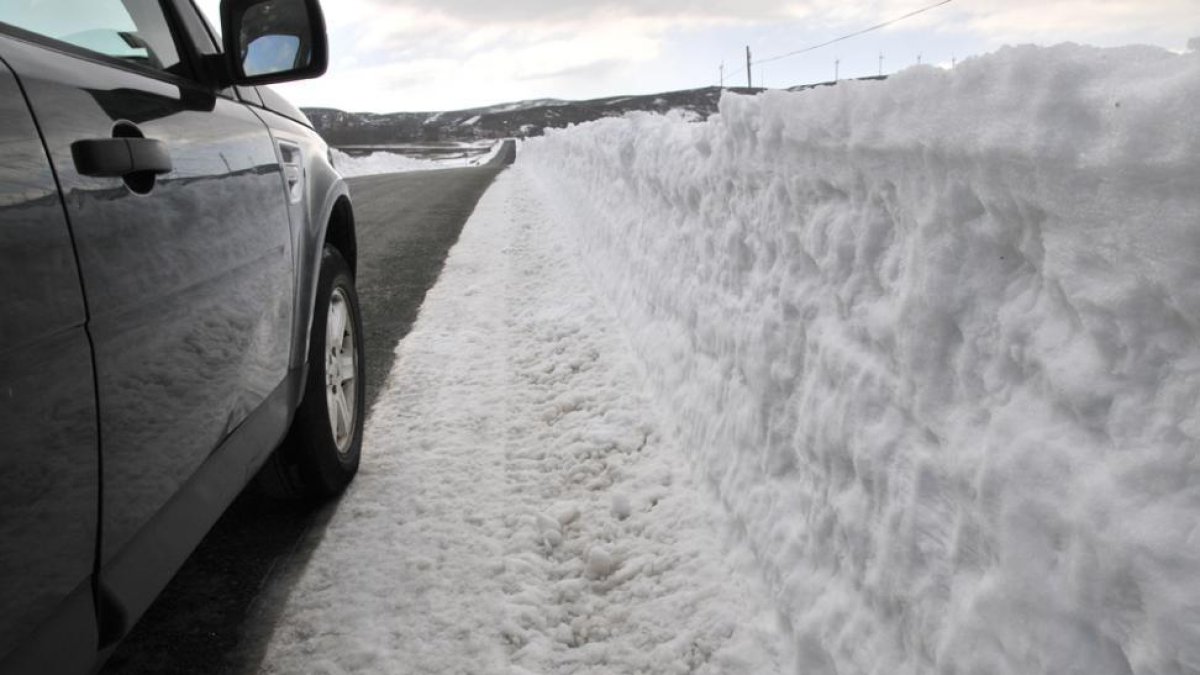 Efectos del temporal ayer en Retortillo-V. G.