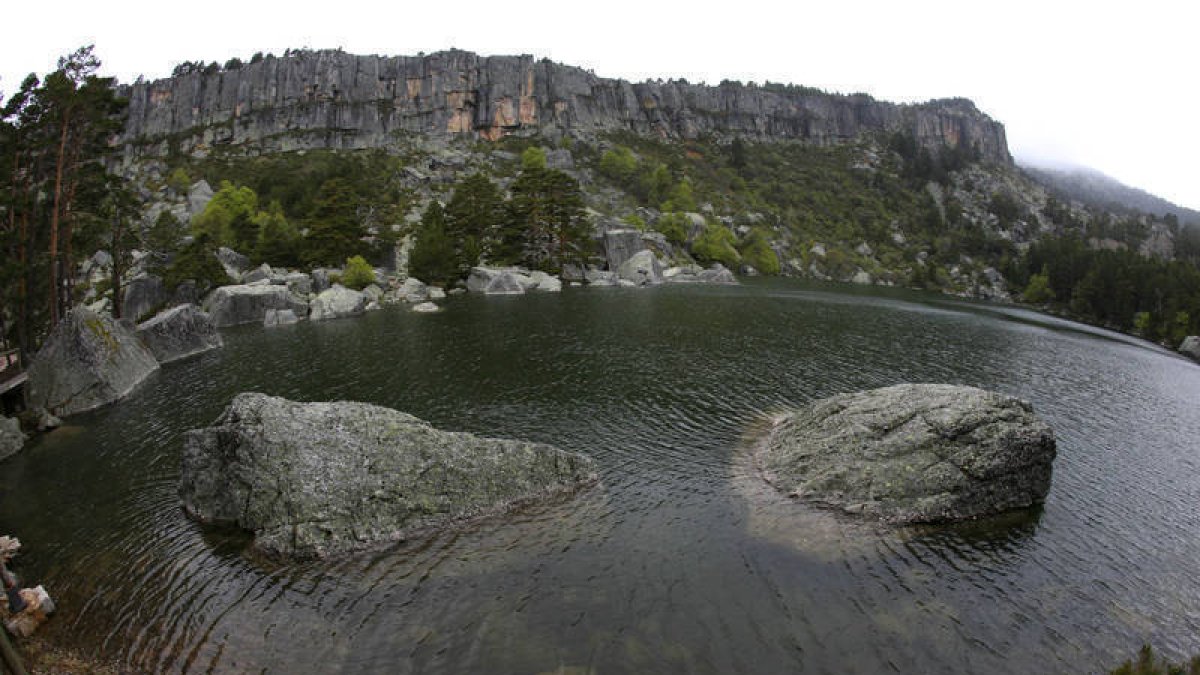 Laguna Negra en los Picos de Urbión (Soria). Eduardo Margareto / ICAL-