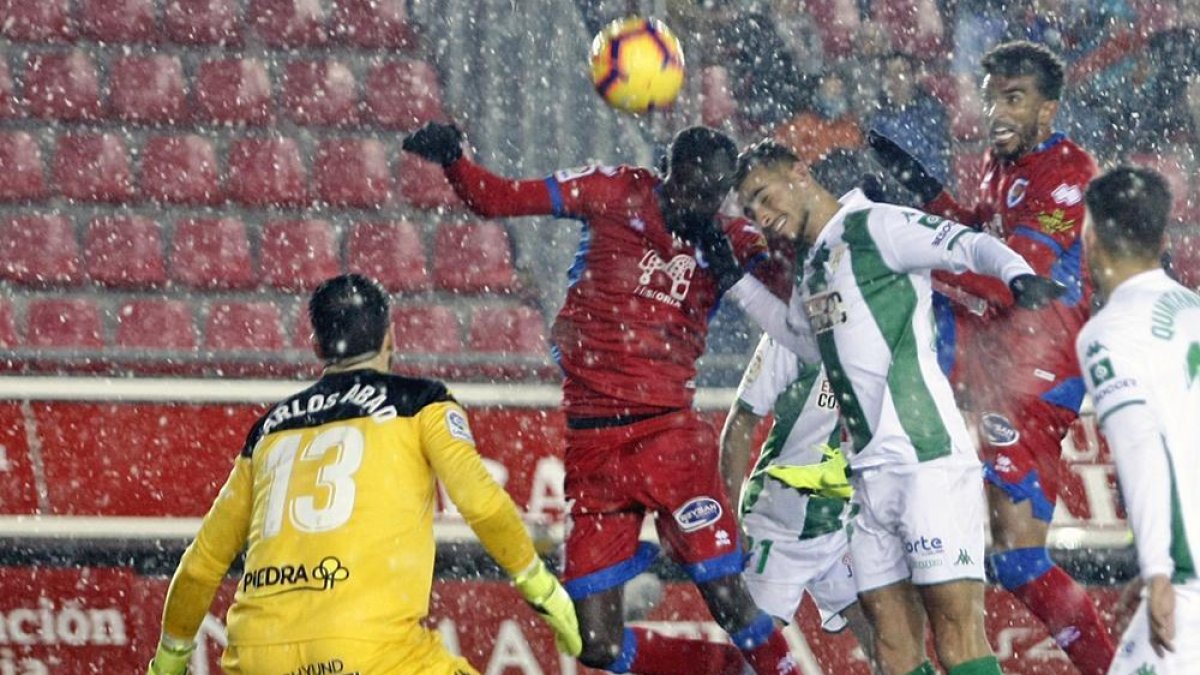 Pape Diamanka fue el gran protagonista del partido ante el Córdoba con sus dos goles.-Mario Tejedor