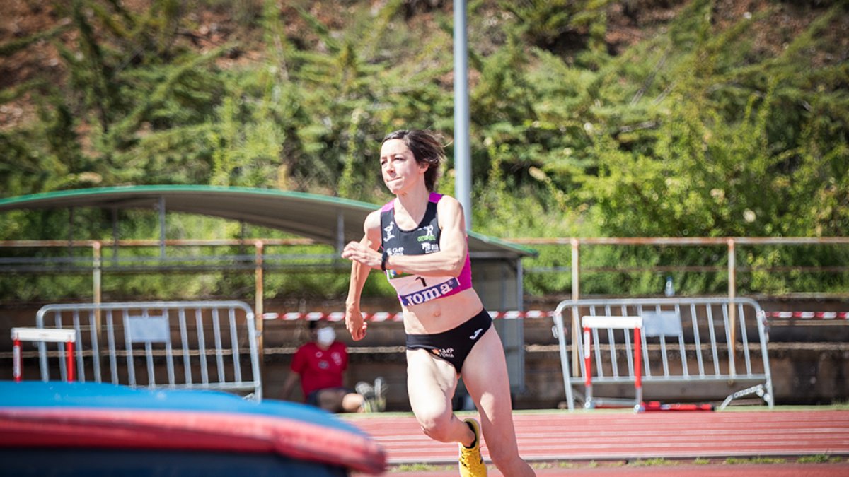 Raquel Álvarez se impuso en la prueba de salto de altura. GONZALO MONTESEGURO