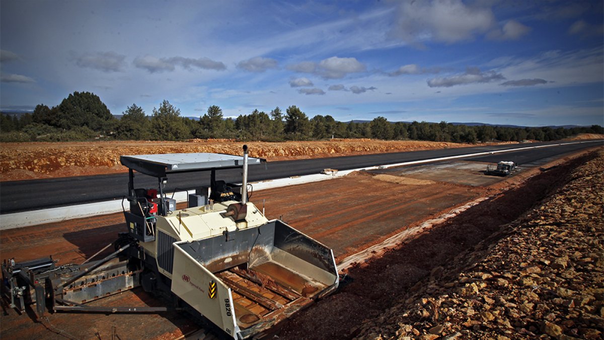 Situación de las obras en la zona más próxima a Venta Nueva en el tramo de la A-11 que discurre hasta Santiuste.-M.T.