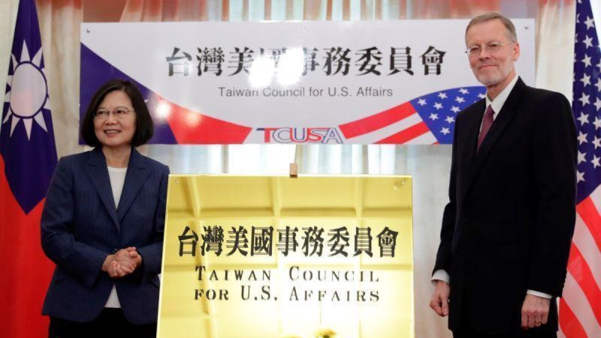 El Departamento de Defensa de Estados Unidos informó sobre una posible venta de misiles y tanques a Taiwán.-EFE