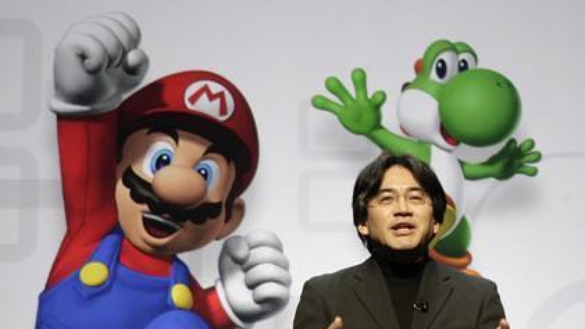 El presidente de Nintendo, Satoru Iwata, en la feria E3 de Los Ángeles, en julio del 2008.-ARCHIVO / AP