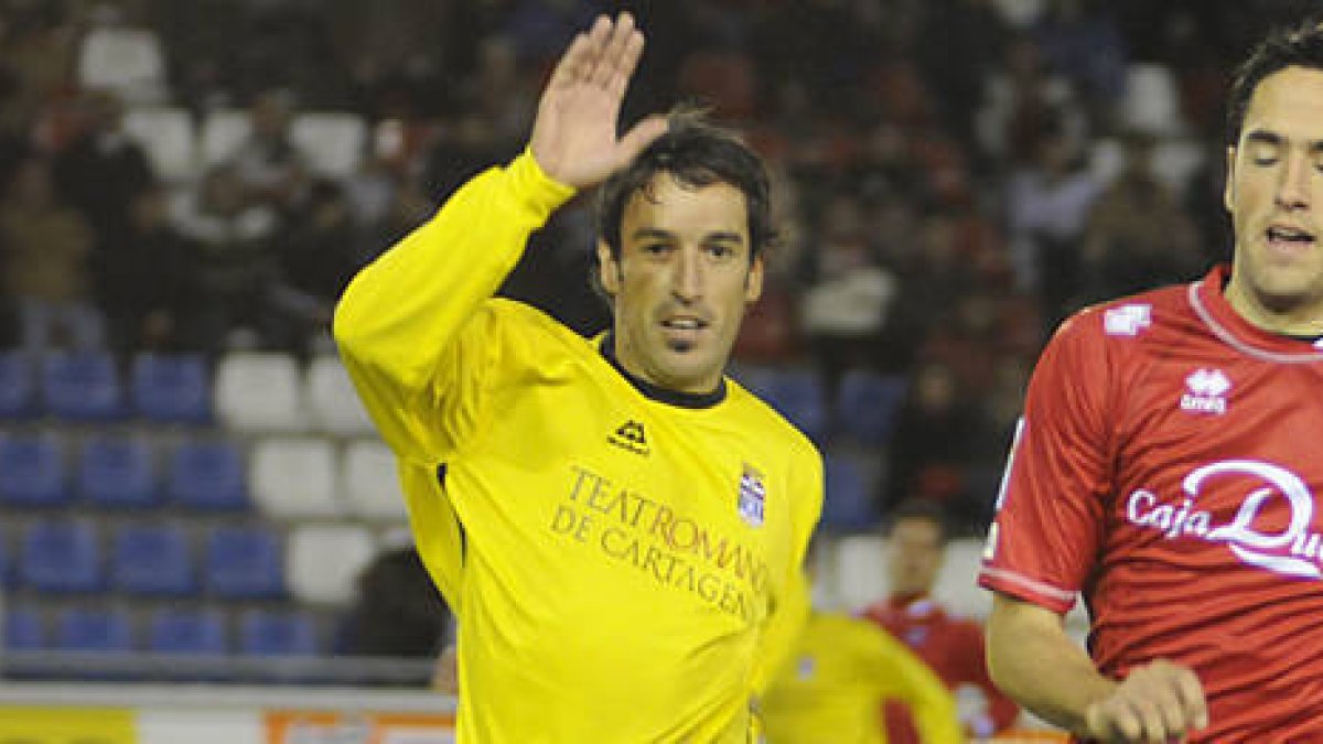 Unai Expósito en un partido en Los Pajaritos. / U. Sierra-
