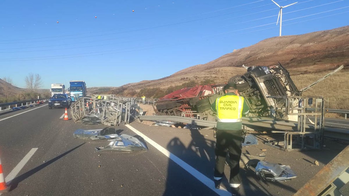 Accidente ocurrido esta tarde en la A2.-HDS