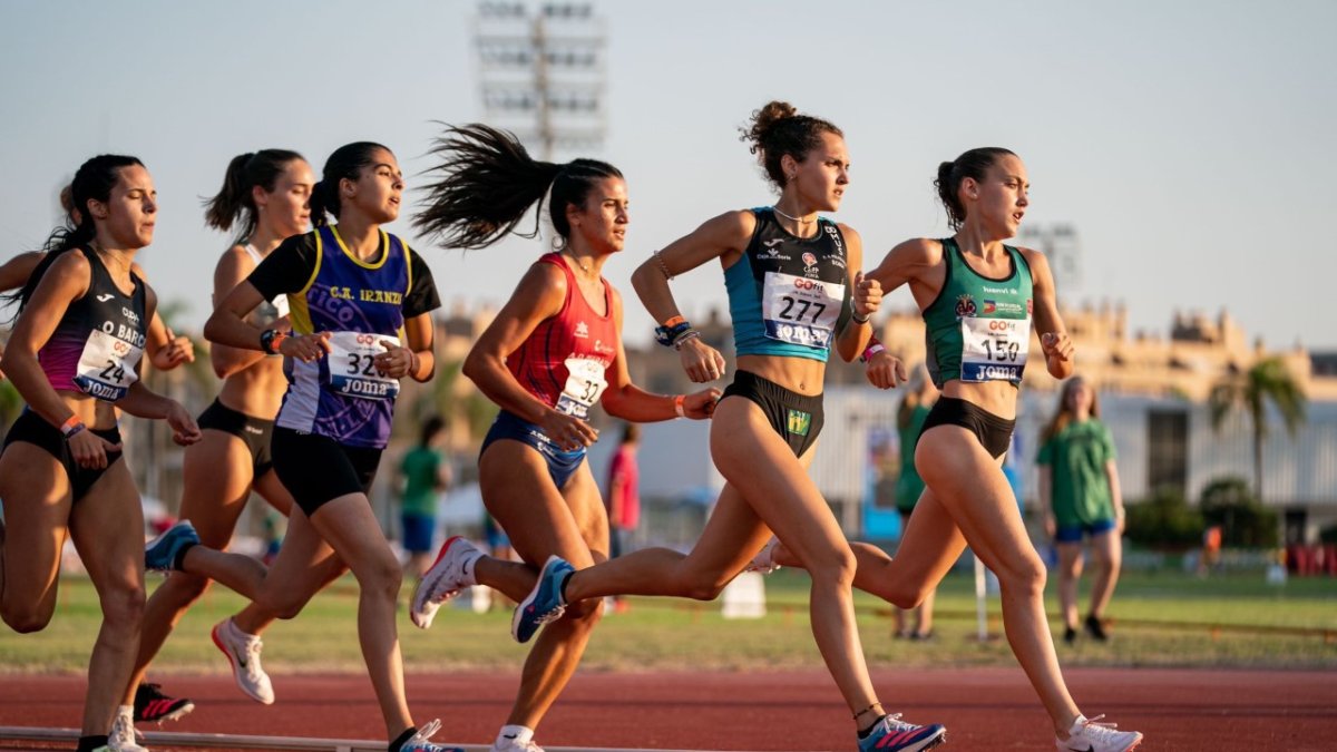 La atleta soriana Silvia Ondiviela (277), durante una prueba la temporada precedente. HDS
