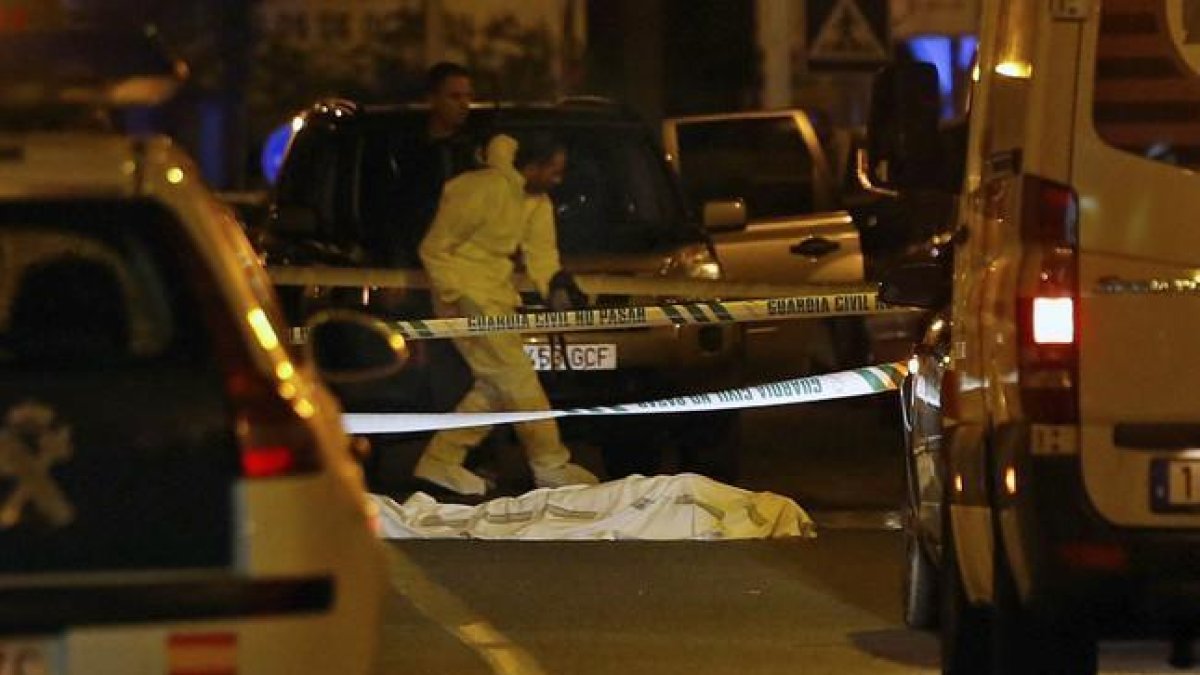 Dos mujeres han fallecido este domingo en Lliria (Valencia) por arma de fuego.-EFE
