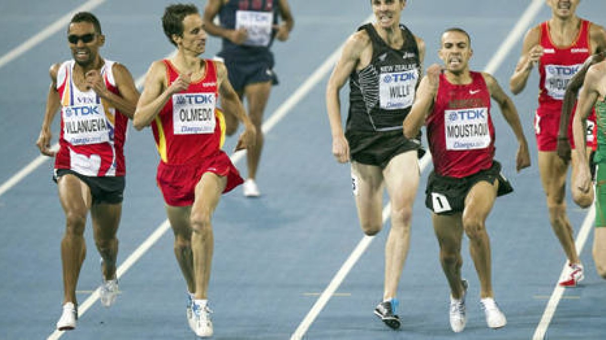 Olmedo en el momento de clasificarse para la final de los 1.500 del Mundial. / Efe-