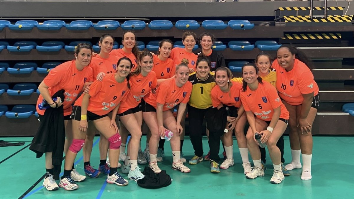 El equipo del BM Ágreda que compite en la Primera Nacional femenina. HDS