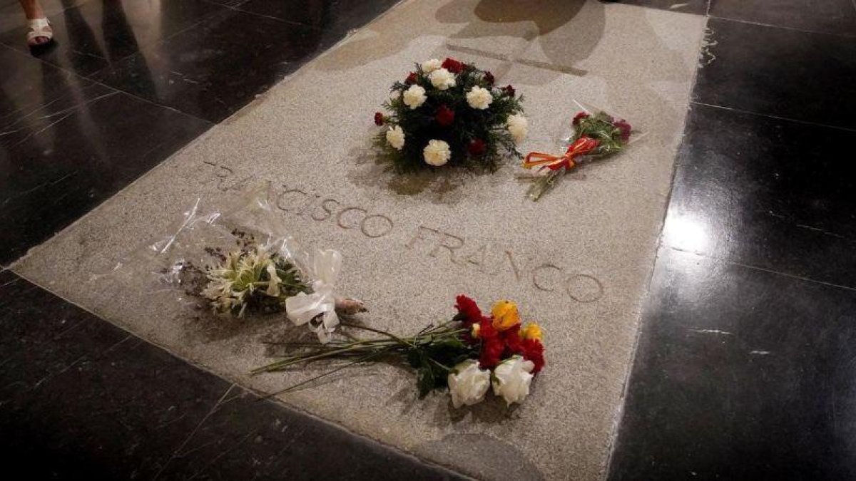 Tumba de Francisco Franco en el Valle de los Caídos.-JOSÉ LUIS ROCA
