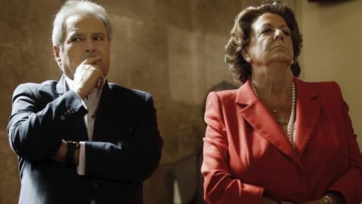 Rita Barberá y el exalcalde de Xàtiva, Alfonso Rus, en una imagen de archivo.-EFE
