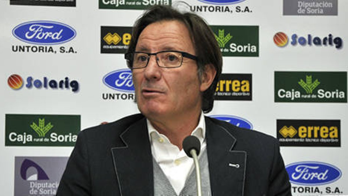 Anquela el día de su presentación como entrenador del Numancia. / Valentín Guisande-
