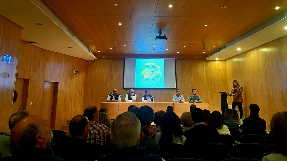 Encuentro entre colectivos taurinos de Soria en el Gaya Nuño. HDS