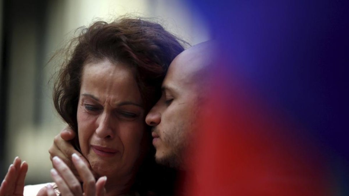 La diputada socialista Carla Antonelli junto a Pedro Zerolo, en 2015.-SUSANA VERA (REUTERS)
