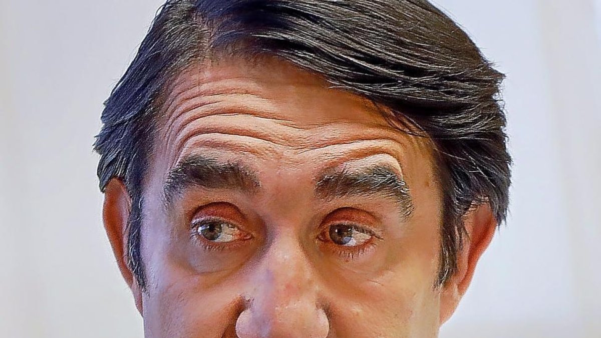 «No le podemos pedir más al Gobierno en el desarrollo de la Autovía del Duero» --J. M. LOSTAU