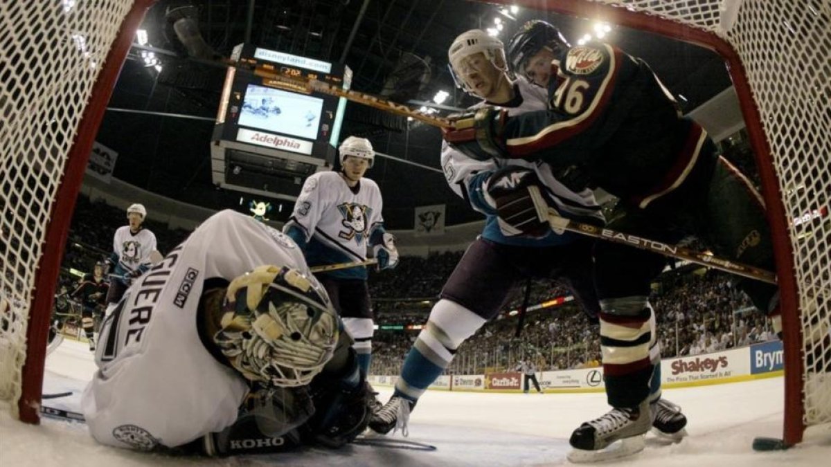 -REUTERS / ROBERT LABERGE