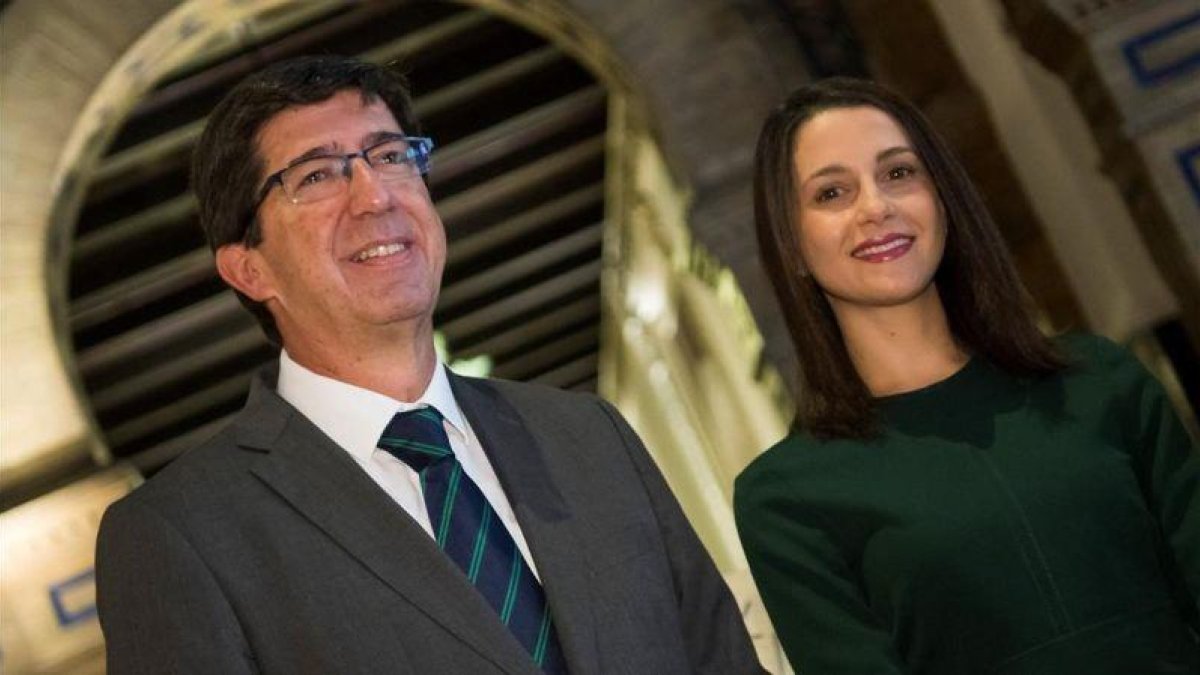 Inés Arrimadas y Juan Marín.-RAÚL CARO (EFE)