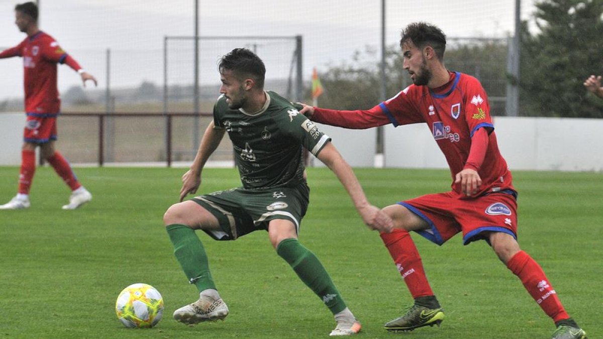 Empate del Numancia B en su visita al Santa Marta.-VALENTÍN GUISANDE
