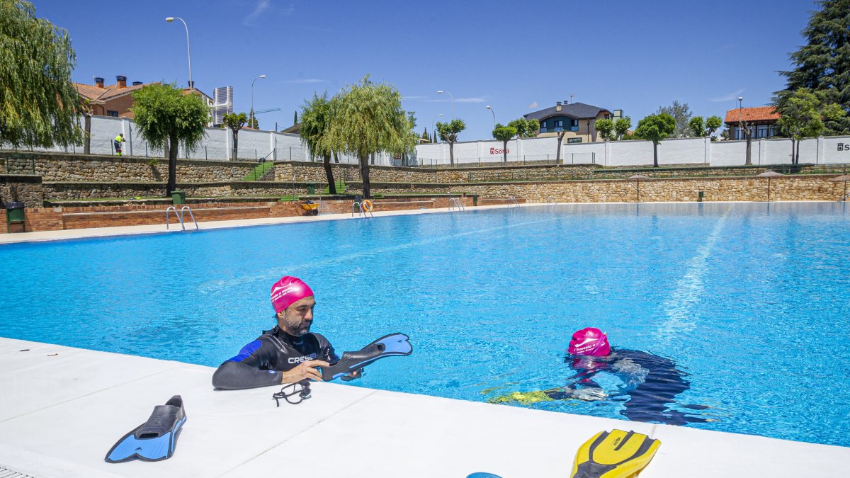 Piscina de San Andrés, ayer. MARIO TEJEDOR