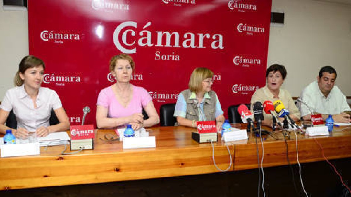 Krugova, Kovalenko, Romanova, Sánchez Barreiro y Santamaría presentan el programa. /Á.M.-