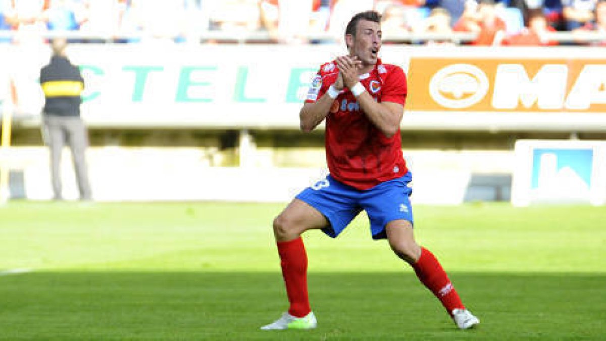 El Numancia empató a cero ante el Sporting. / DIEGO MAYOR-