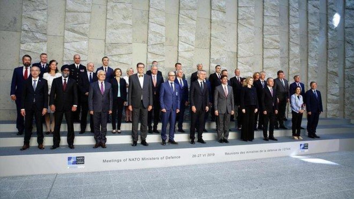 Reunión de los ministros de Defensa de la OTAN, este miércoles en Bruselas.-AFP