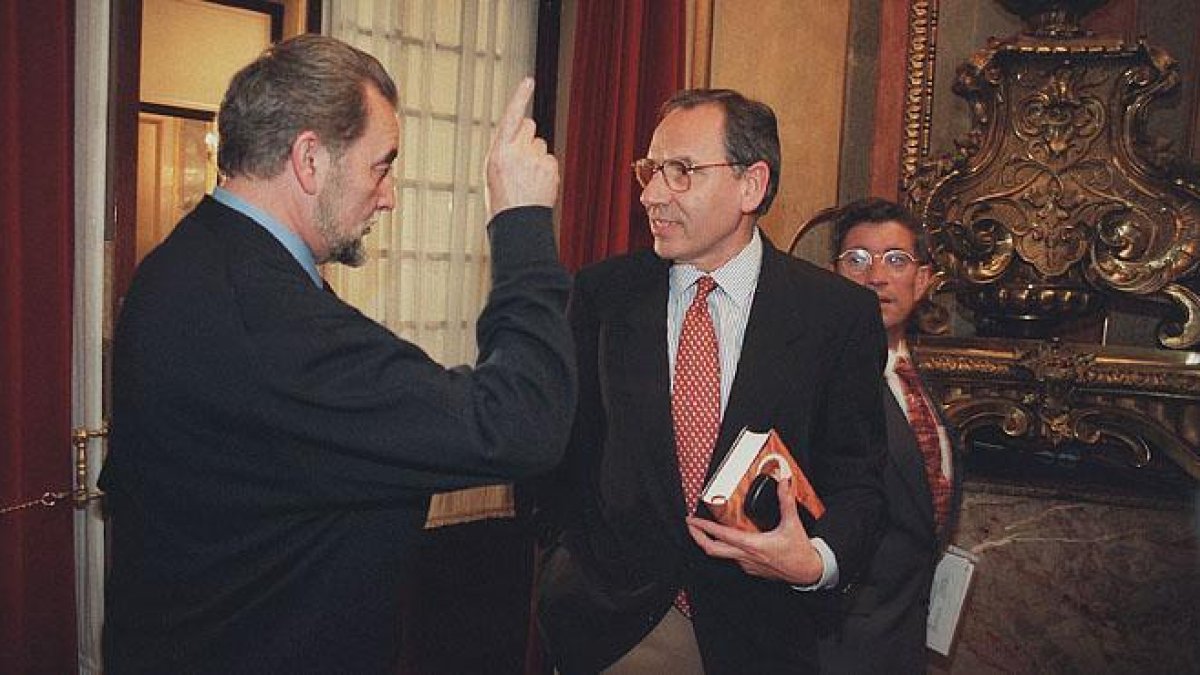 Cuando Alfonso Guerra defendía que España era 'una nación de naciones'.-