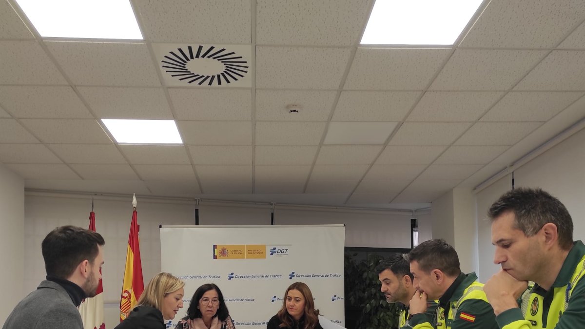 Reunión ante la campaña de vigilancia de alcohol y drogas en las carreteras. HDS