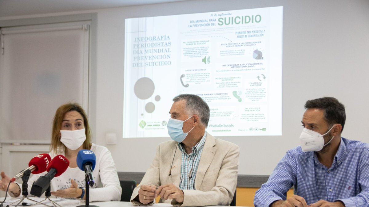 Un momento de la rueda de prensa.-GONZALO MONTESEGURO