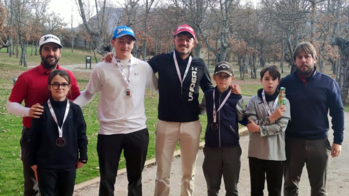 Los mejores clasificados en el Torneo Escuela del Club de Golf Soria. HDS
