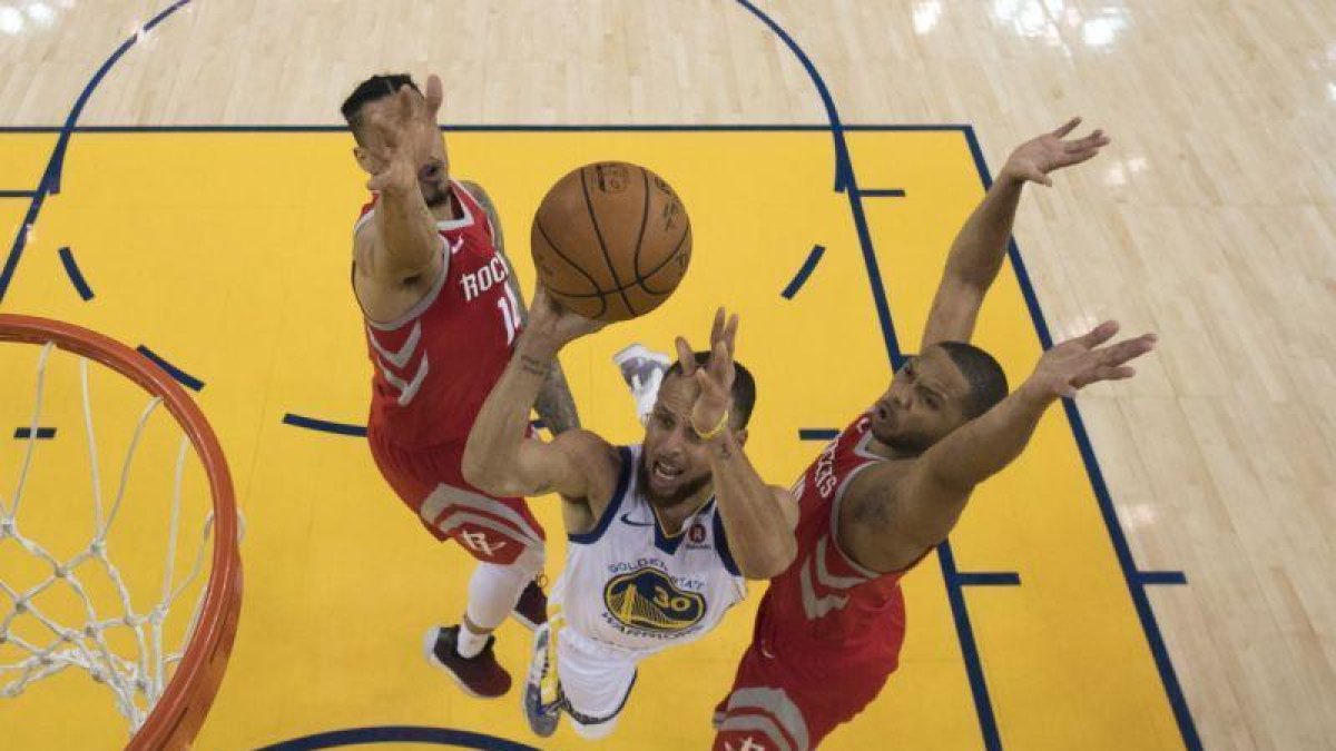 En acción... Stephen Curry.-KYLE TERADA / USA TODAY SPORTS / (EFE)